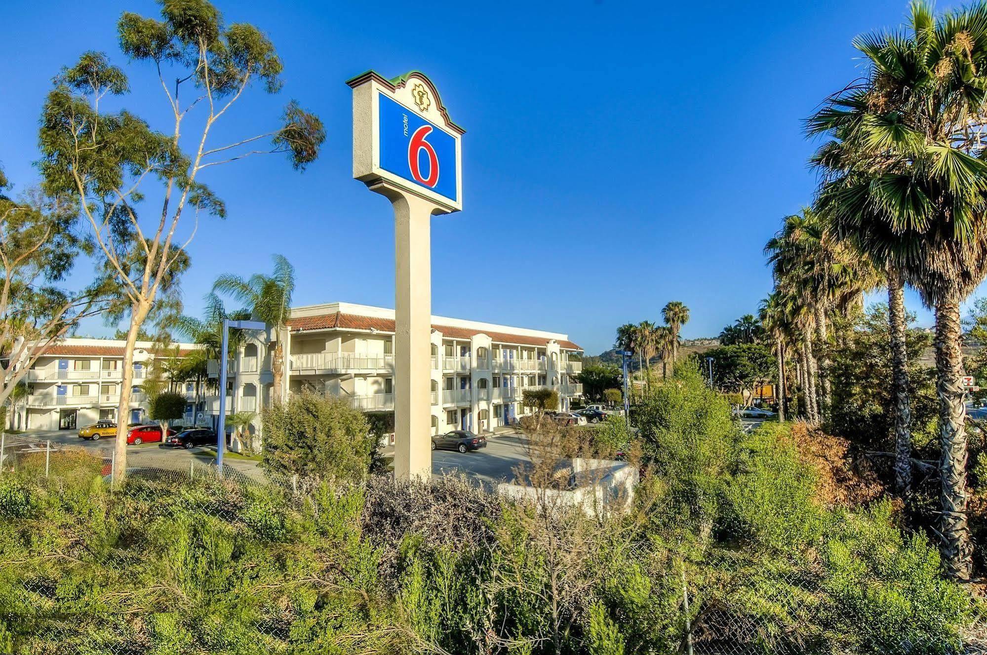 Motel 6-Oceanside, Ca Екстер'єр фото